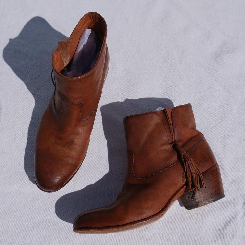 Archival Alberto Fasciani brown leather western ankle boots with tassels